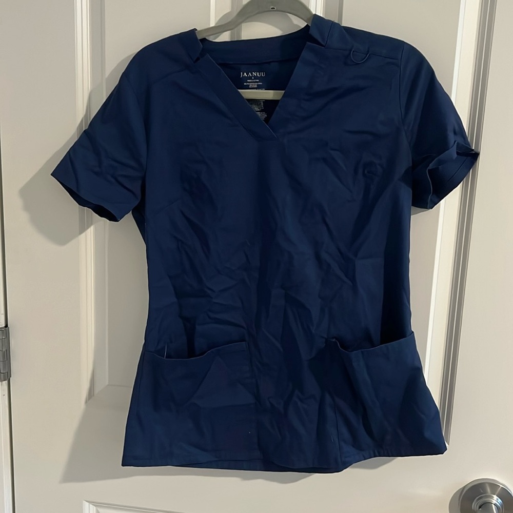Scrub top